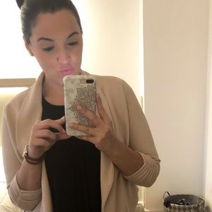 Meet your Posher, Carla